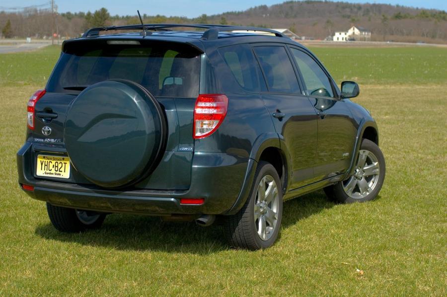  Toyota RAV4 Sport 2009 года  (фото 8 из 49)